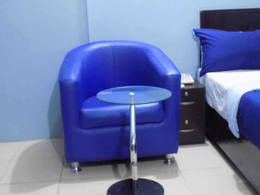 Posh Apartments And Hotel Ikeja Kültér fotó